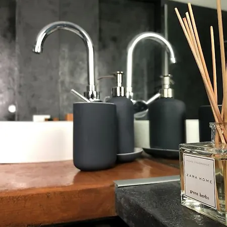 Luxury 2 Bdrm Apartment, 15min From Duomo Διαμέρισμα Μιλάνο