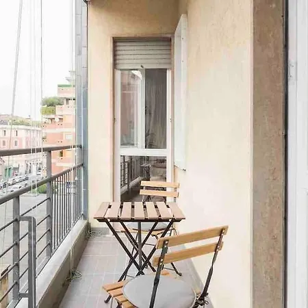 Διαμέρισμα Luxury 2 Bdrm Apartment, 15min From Duomo *