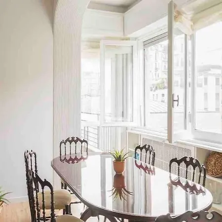 Luxury 2 Bdrm Apartment, 15min From Duomo Μιλάνο
